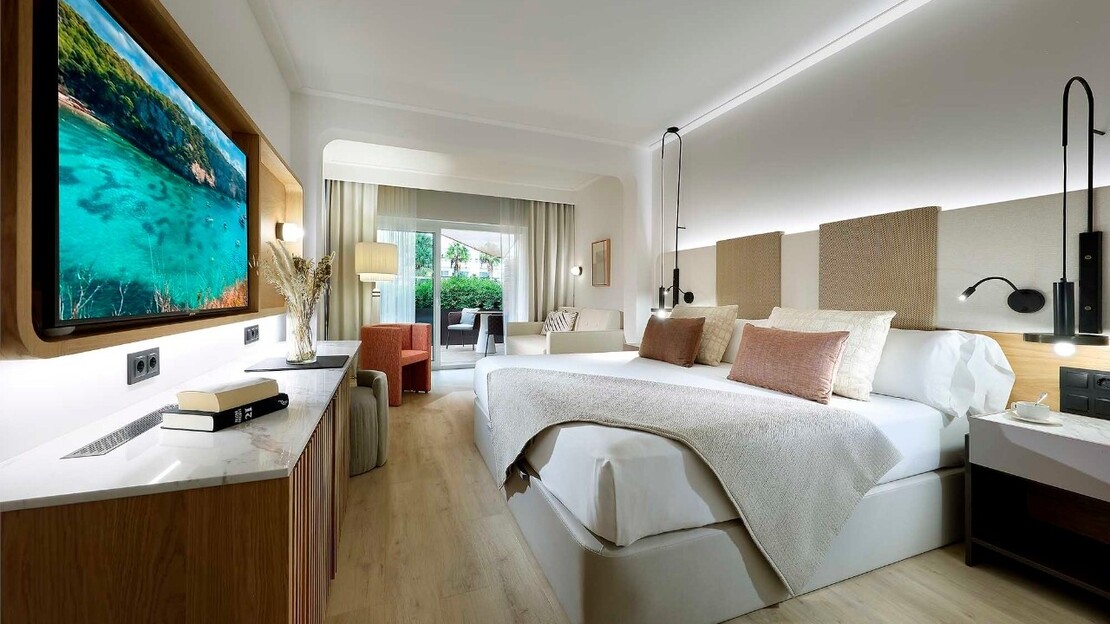 Grand Palladium Palace Ibiza Resort & Spa